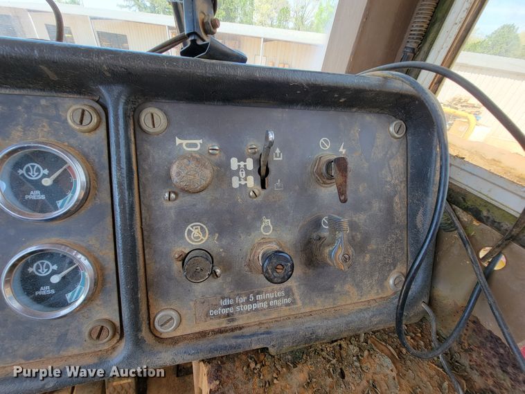 image for item IU9997 Caterpillar D25C  haul truck