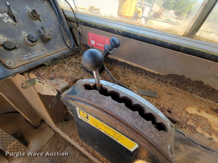 image for item IU9997 Caterpillar D25C  haul truck