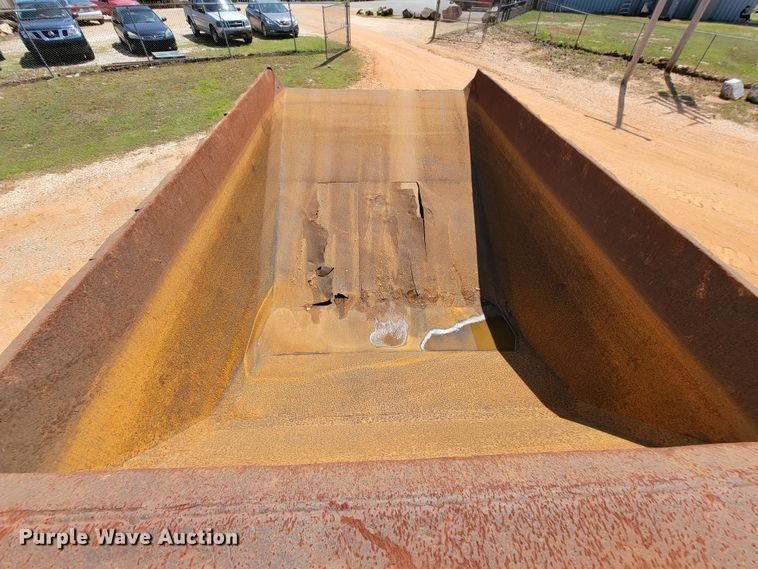 image for item IU9997 Caterpillar D25C  haul truck