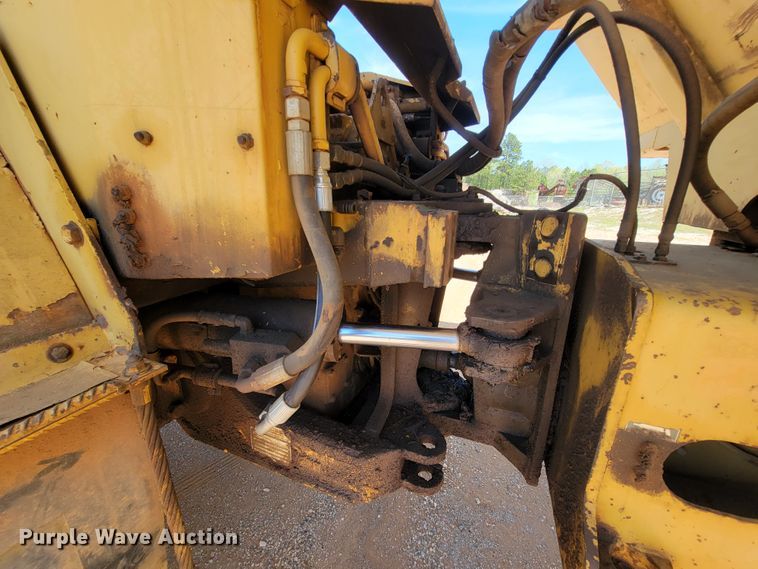 image for item IU9997 Caterpillar D25C  haul truck