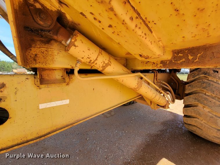 image for item IU9997 Caterpillar D25C  haul truck