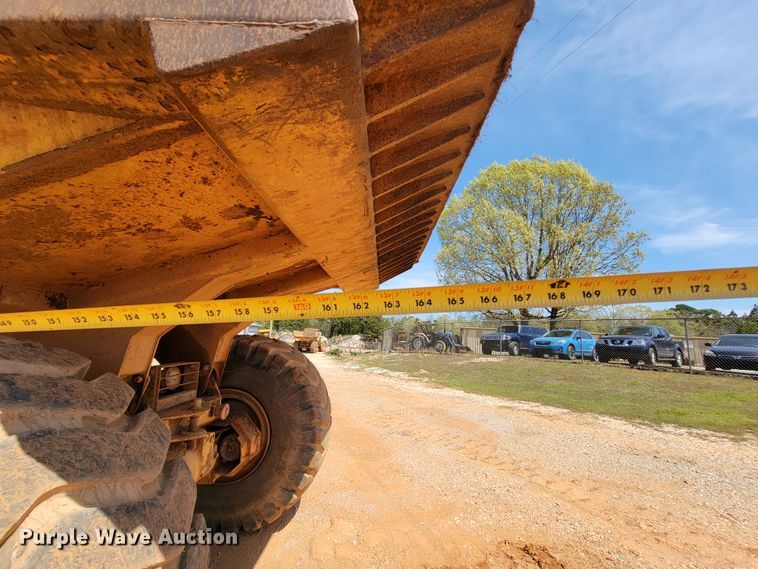 image for item IU9997 Caterpillar D25C  haul truck