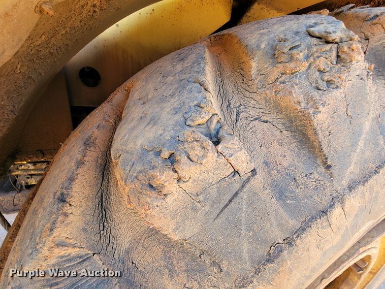 image for item IU9997 Caterpillar D25C  haul truck