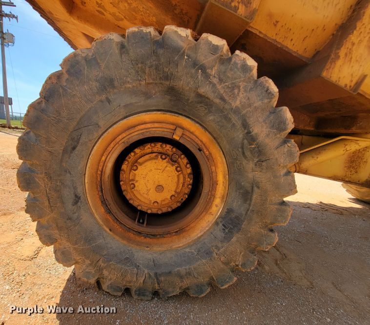 image for item IU9997 Caterpillar D25C  haul truck