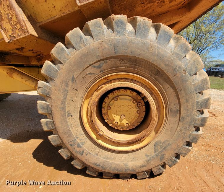 image for item IU9997 Caterpillar D25C  haul truck