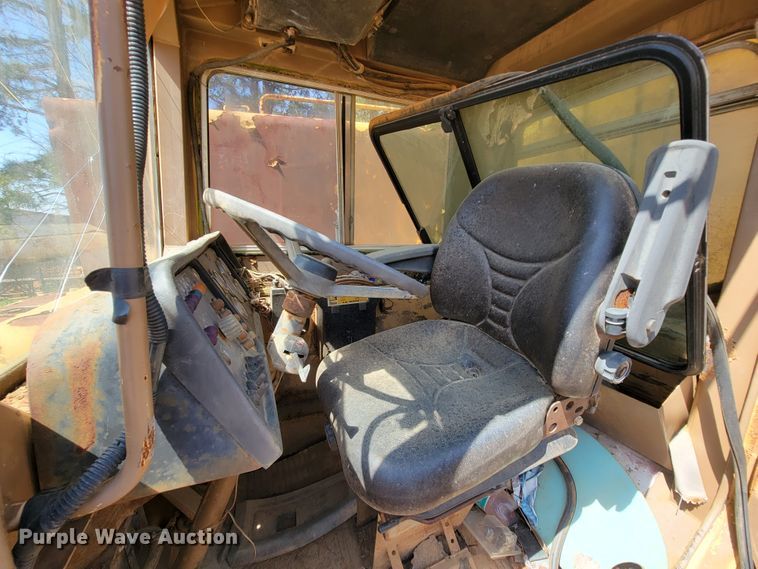 image for item IU9998 Caterpillar D25C  haul truck