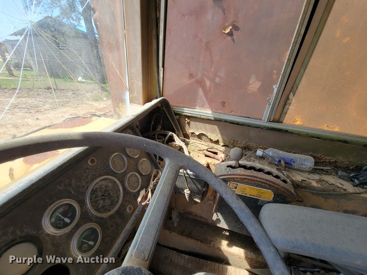 image for item IU9998 Caterpillar D25C  haul truck