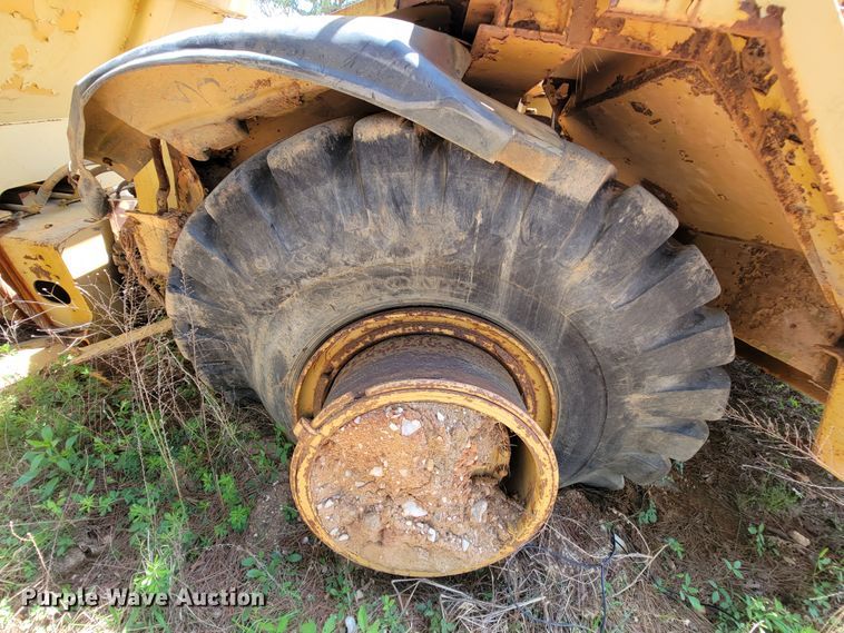 image for item IU9998 Caterpillar D25C  haul truck
