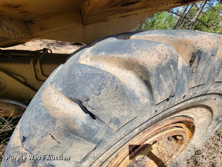 image for item IU9998 Caterpillar D25C  haul truck