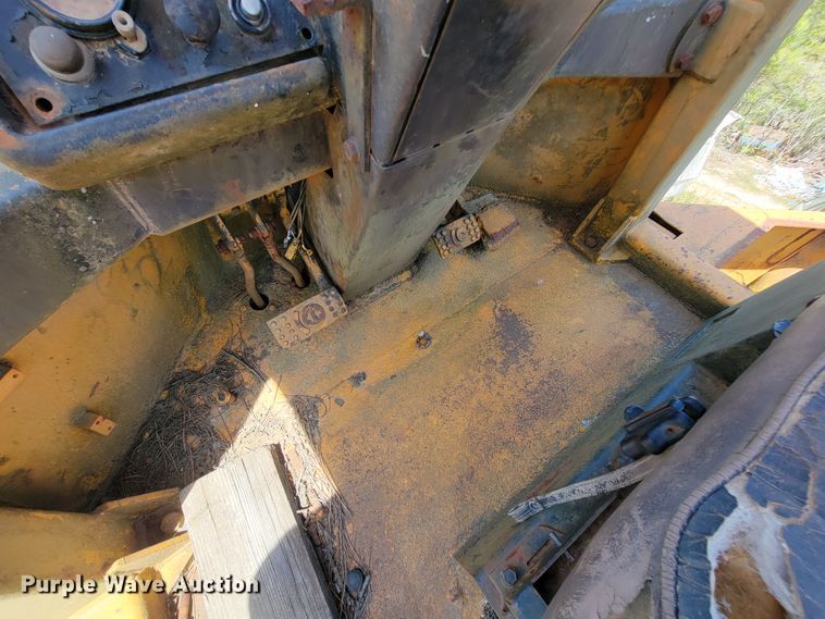 image for item IU9999 John Deere 844  wheel loader
