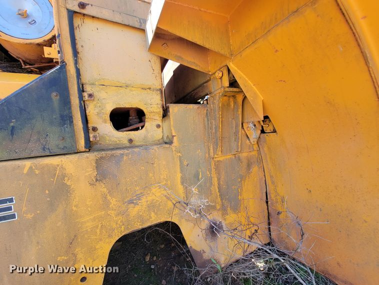 image for item IU9999 John Deere 844  wheel loader