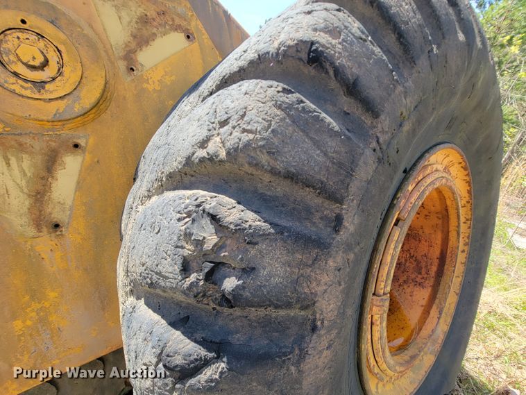image for item IU9999 John Deere 844  wheel loader