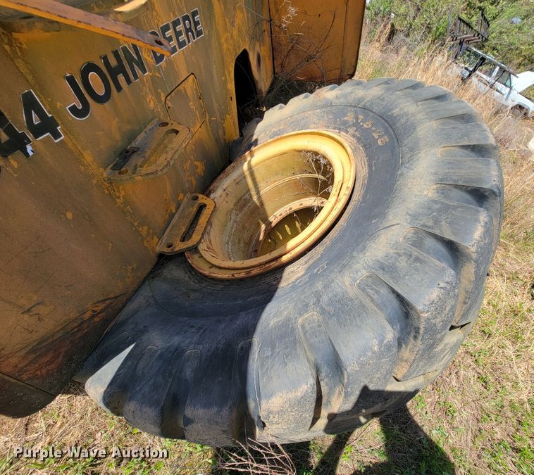 image for item IU9999 John Deere 844  wheel loader