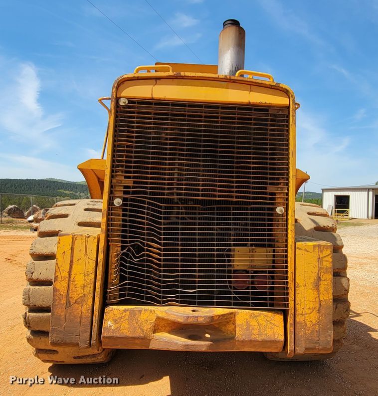 image for item IV9001 1988 John Deere 844  wheel loader