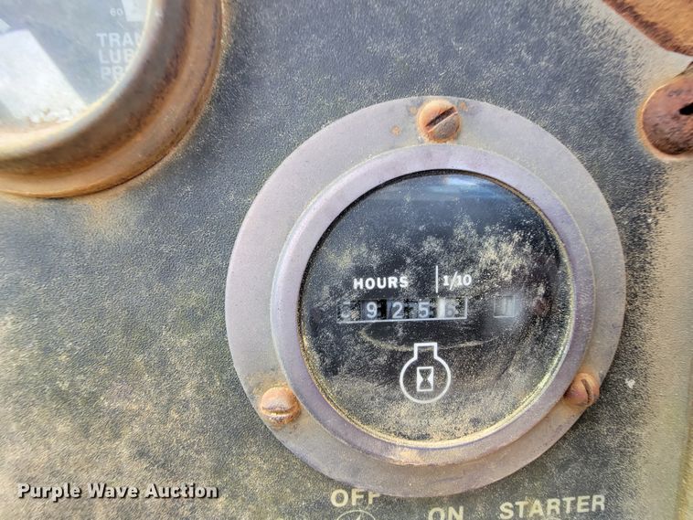 image for item IV9001 1988 John Deere 844  wheel loader