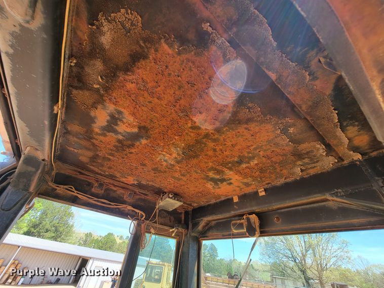 image for item IV9001 1988 John Deere 844  wheel loader