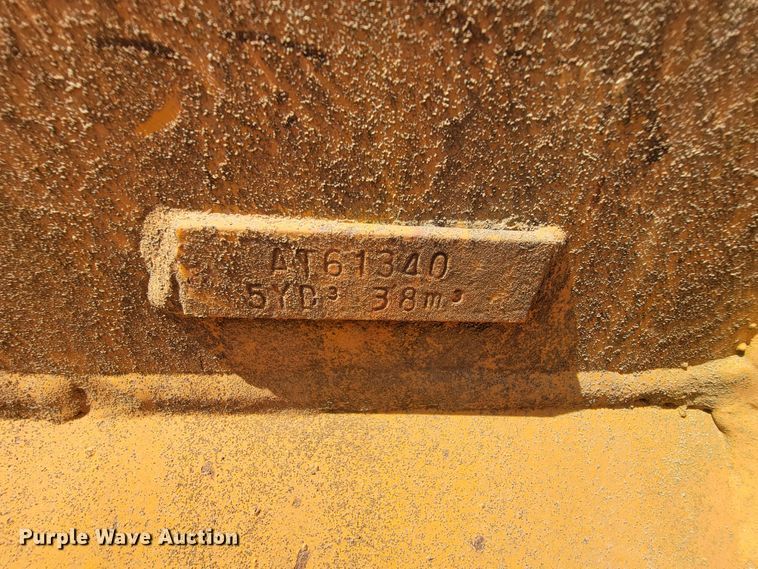 image for item IV9001 1988 John Deere 844  wheel loader