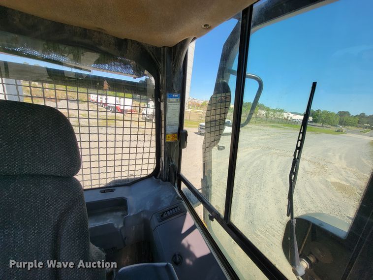 image for item IV9015 2015 Caterpillar D6K2 LGP  dozer