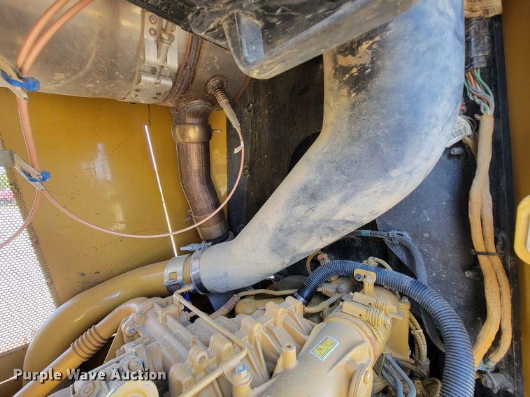 image for item IV9015 2015 Caterpillar D6K2 LGP  dozer