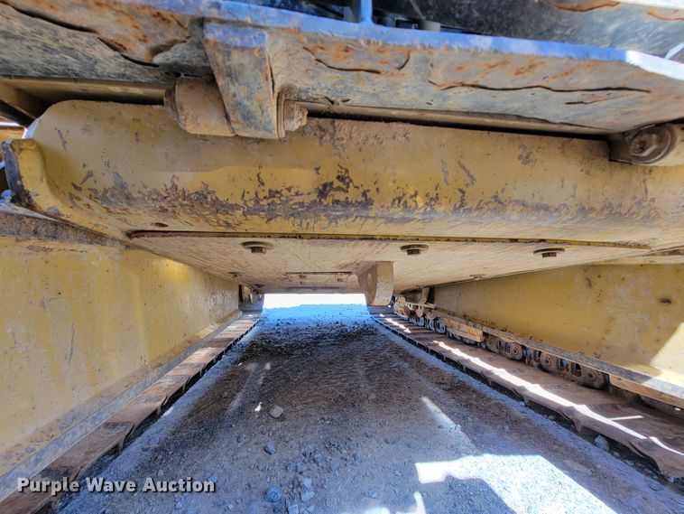 image for item IV9015 2015 Caterpillar D6K2 LGP  dozer