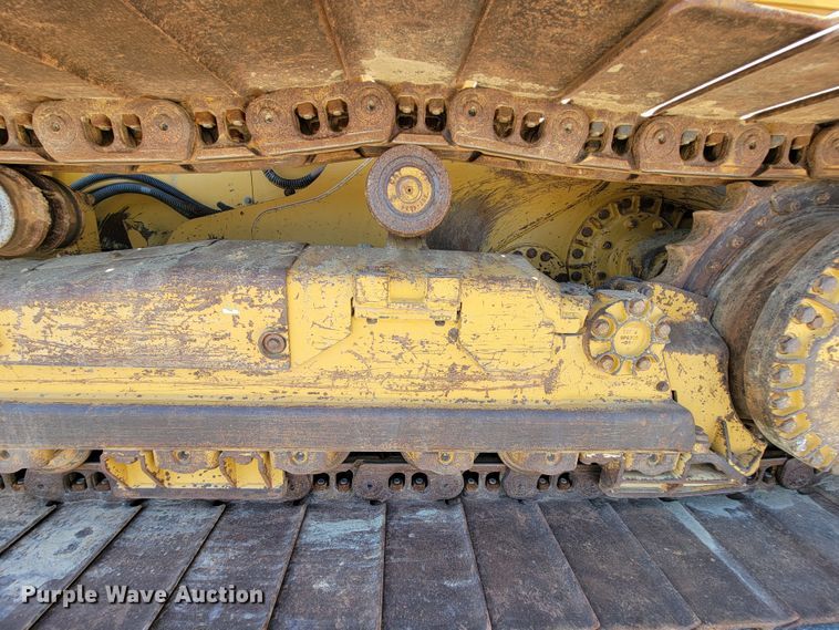 image for item IV9015 2015 Caterpillar D6K2 LGP  dozer