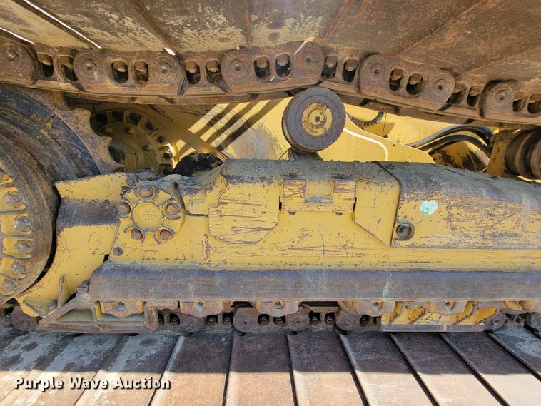 image for item IV9015 2015 Caterpillar D6K2 LGP  dozer