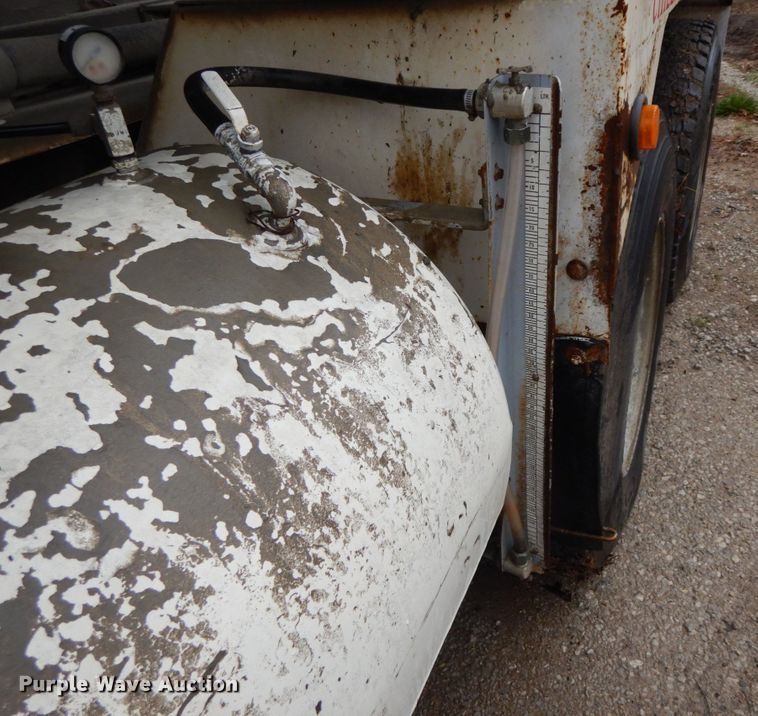 image for item IX9474 1977 Ford 9000  ready mix truck