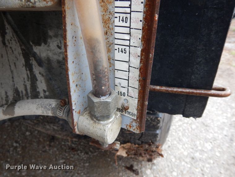 image for item IX9474 1977 Ford 9000  ready mix truck