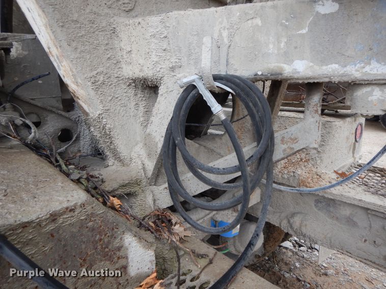 image for item IX9474 1977 Ford 9000  ready mix truck