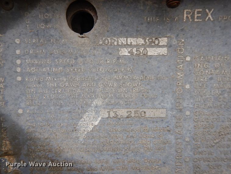 image for item IX9474 1977 Ford 9000  ready mix truck