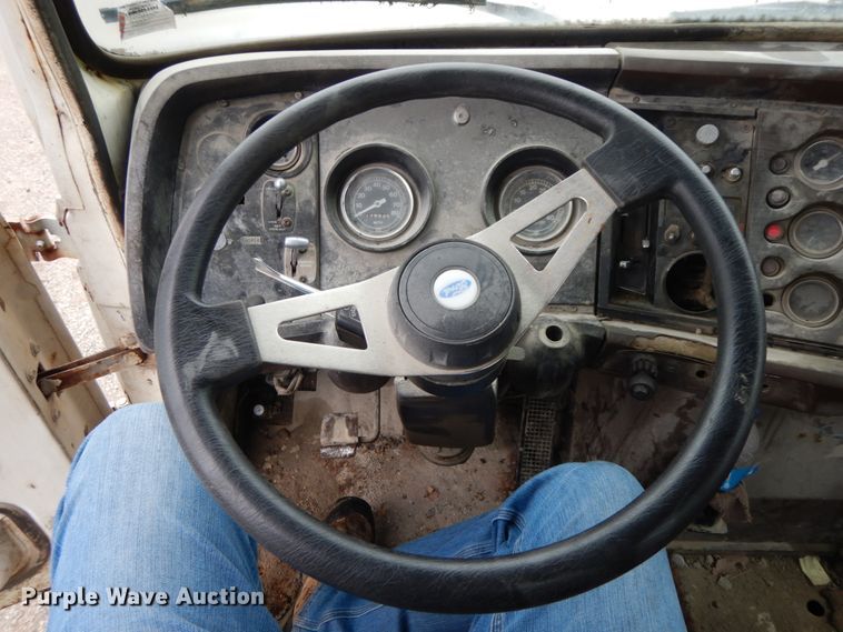 image for item IX9474 1977 Ford 9000  ready mix truck