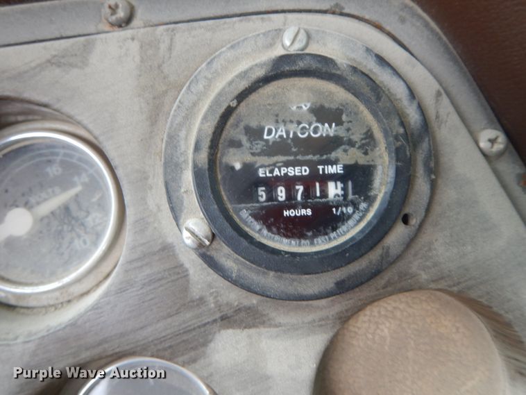 image for item IX9474 1977 Ford 9000  ready mix truck