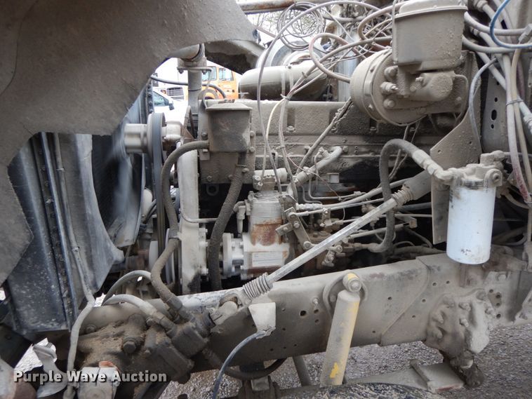 image for item IX9474 1977 Ford 9000  ready mix truck