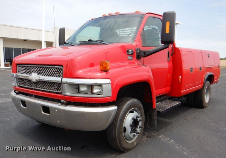 image for item IY9479 2003 Chevrolet C4500  utility / service truck