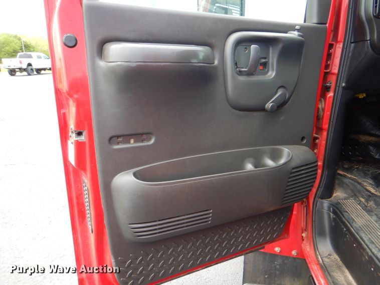 image for item IY9479 2003 Chevrolet C4500  utility / service truck