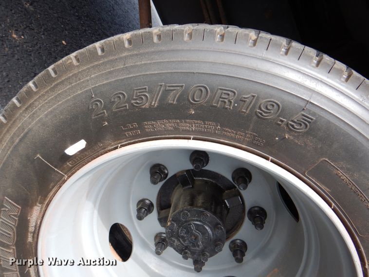 image for item IY9479 2003 Chevrolet C4500  utility / service truck