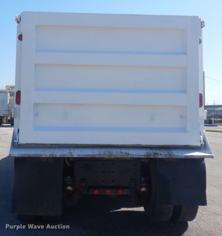 image for item IY9586 1996 Mack RD688S  dump truck