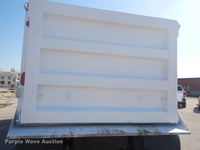 image for item IY9586 1996 Mack RD688S  dump truck