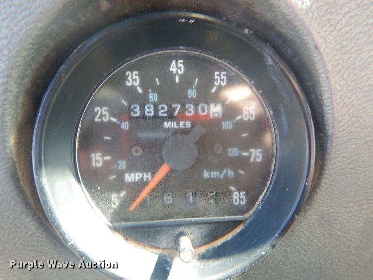 image for item IY9586 1996 Mack RD688S  dump truck