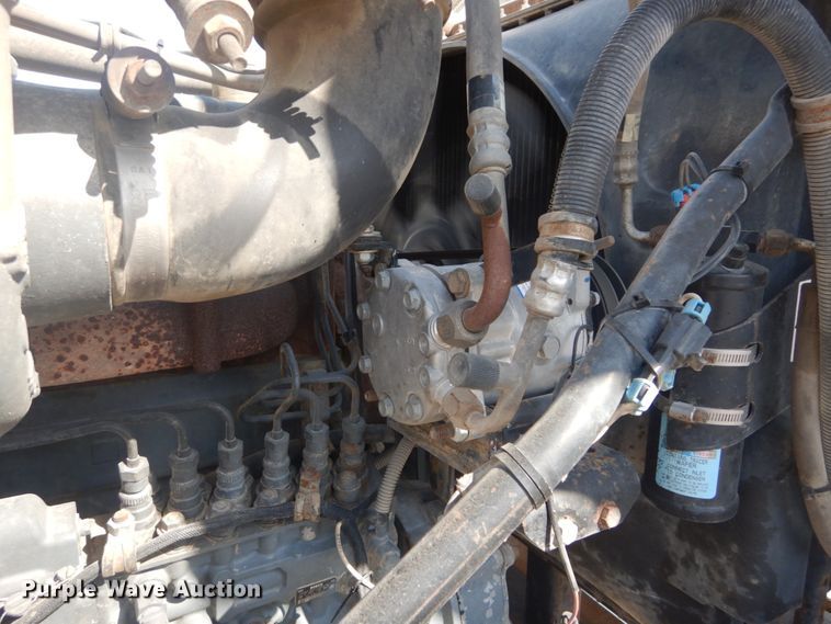 image for item IY9586 1996 Mack RD688S  dump truck