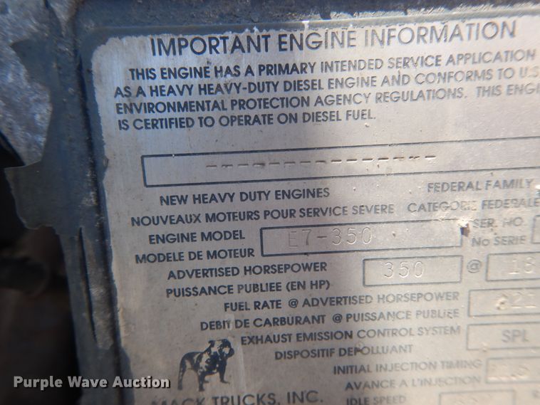 image for item IY9586 1996 Mack RD688S  dump truck