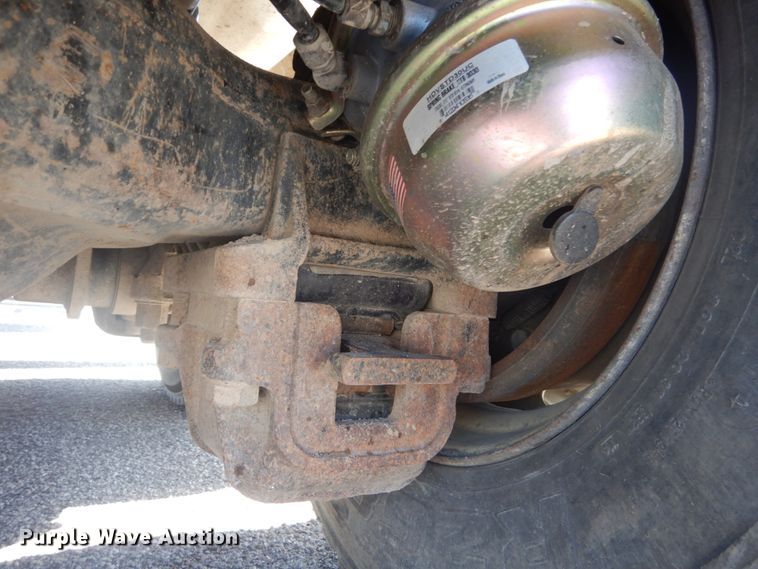 image for item IY9586 1996 Mack RD688S  dump truck