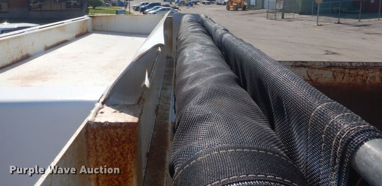 image for item IY9586 1996 Mack RD688S  dump truck