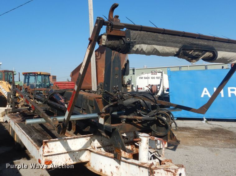 image for item IY9589 Palfinger PLTS32 hook lift bed