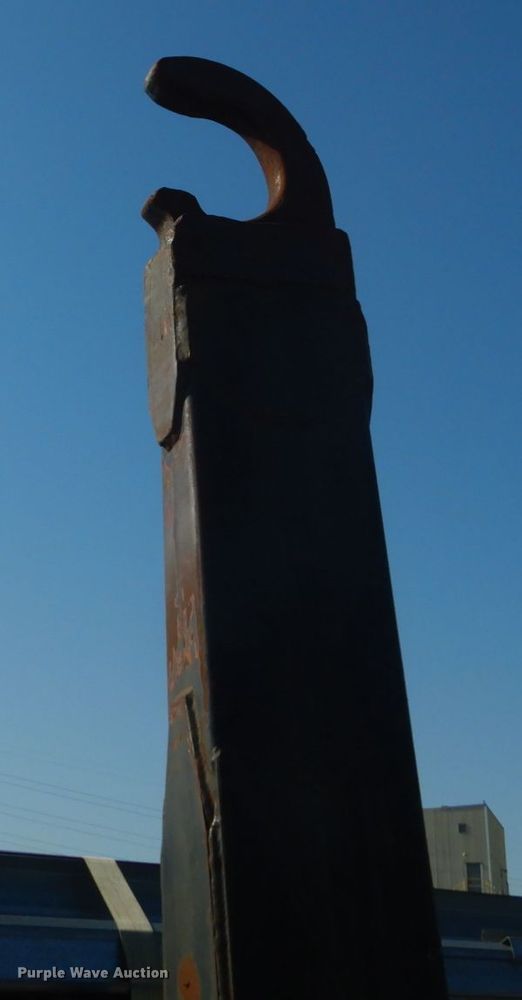 image for item IY9589 Palfinger PLTS32 hook lift bed