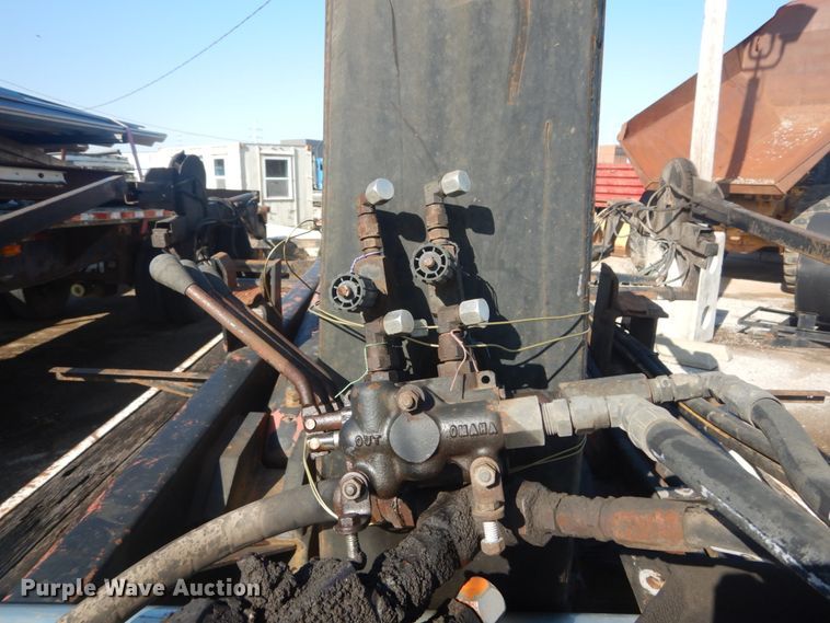 image for item IY9589 Palfinger PLTS32 hook lift bed