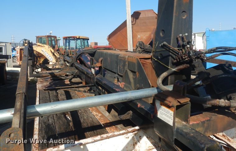 image for item IY9589 Palfinger PLTS32 hook lift bed