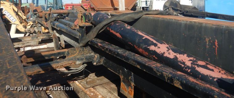 image for item IY9589 Palfinger PLTS32 hook lift bed