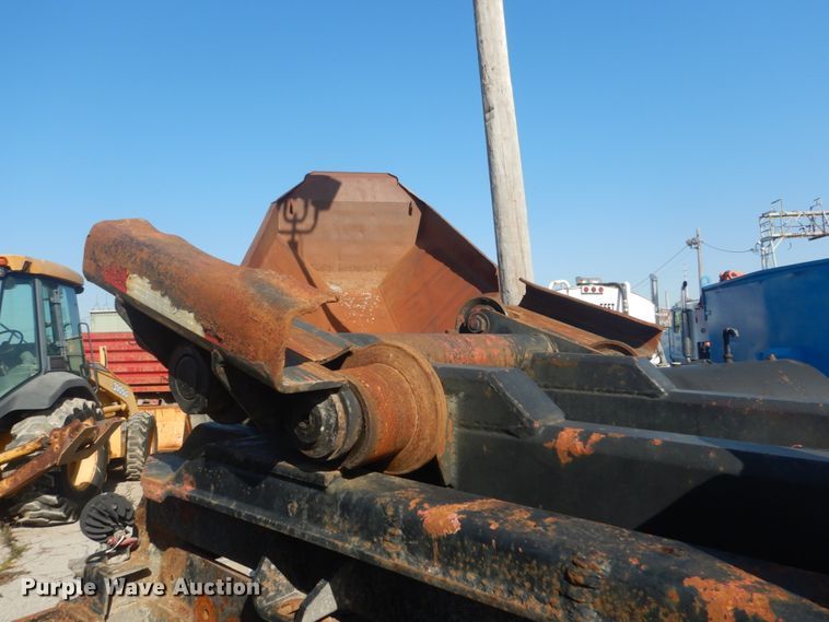 image for item IY9589 Palfinger PLTS32 hook lift bed