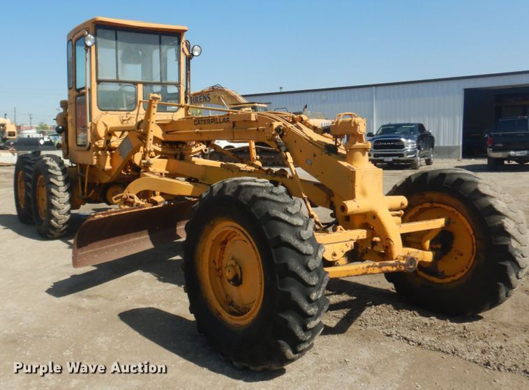 image for item IY9590 1963 Caterpillar 112  rigid frame motor grader